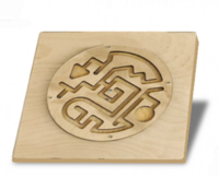 Панель-лабиринт «Поймай шарик» - fgospostavki.ru - Радужный