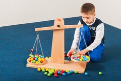 Весы настольные из бука - fgospostavki.ru - Радужный