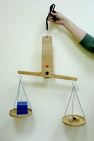 Весы подвесные из бука - fgospostavki.ru - Радужный