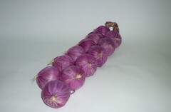 Муляжи "Связка лука" - fgospostavki.ru - Радужный