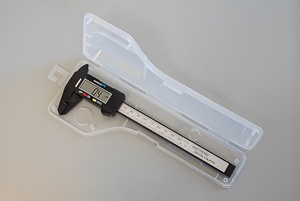 Штангенциркуль цифровой 150 мм - fgospostavki.ru - Радужный