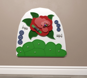 Бизиборд «Роза» - fgospostavki.ru - Радужный