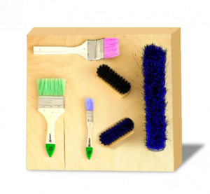 Тактильно-развивающая панель с мягкими кисточками - fgospostavki.ru - Радужный