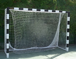 Сетка для футбольных ворот (нить 3 миллиметра, 3Х2Х1Х1,5 метра) - fgospostavki.ru - Радужный