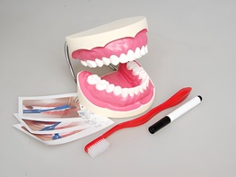 Игровой комплект "Чистим зубы" - fgospostavki.ru - Радужный